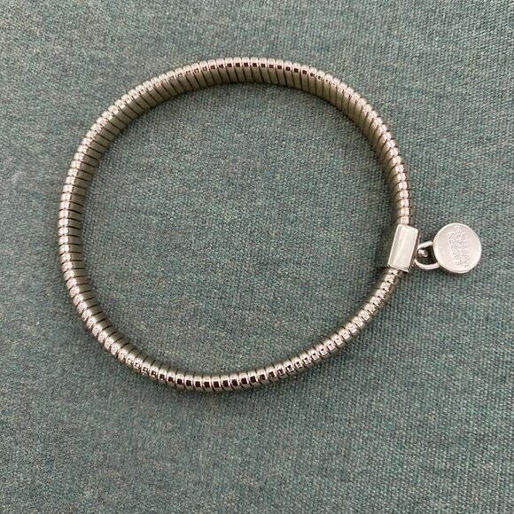 Like New Ralph Lauren Stretch Bracelet - Picture 3 of 3